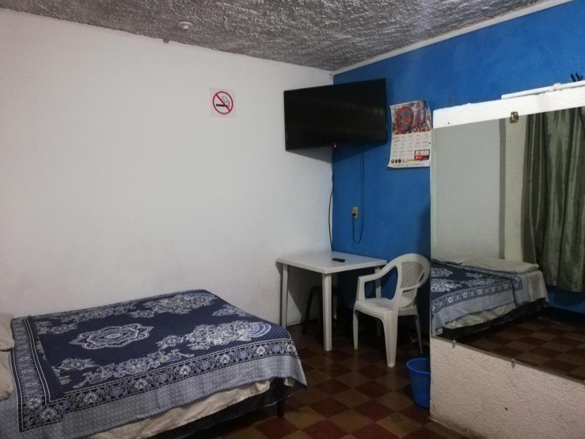 Hotel El Meson Guatemala Ngoại thất bức ảnh